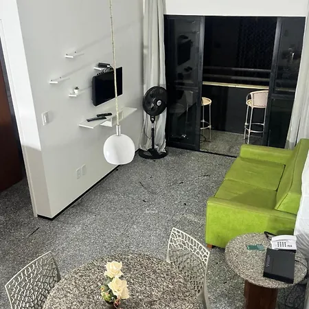 Apartamento Flat Meireles, Vista Mar, Avenida Abolicao Ap1404 *