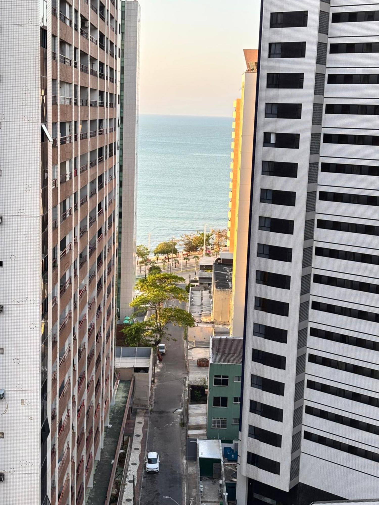 Flat Meireles, Vista Mar, Avenida Abolicao Ap1404